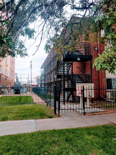 41 S. Lincoln St.