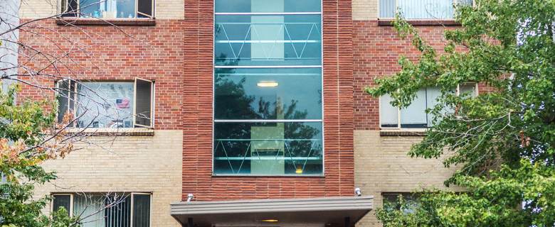 935 Logan St.