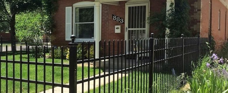 883 S Emerson